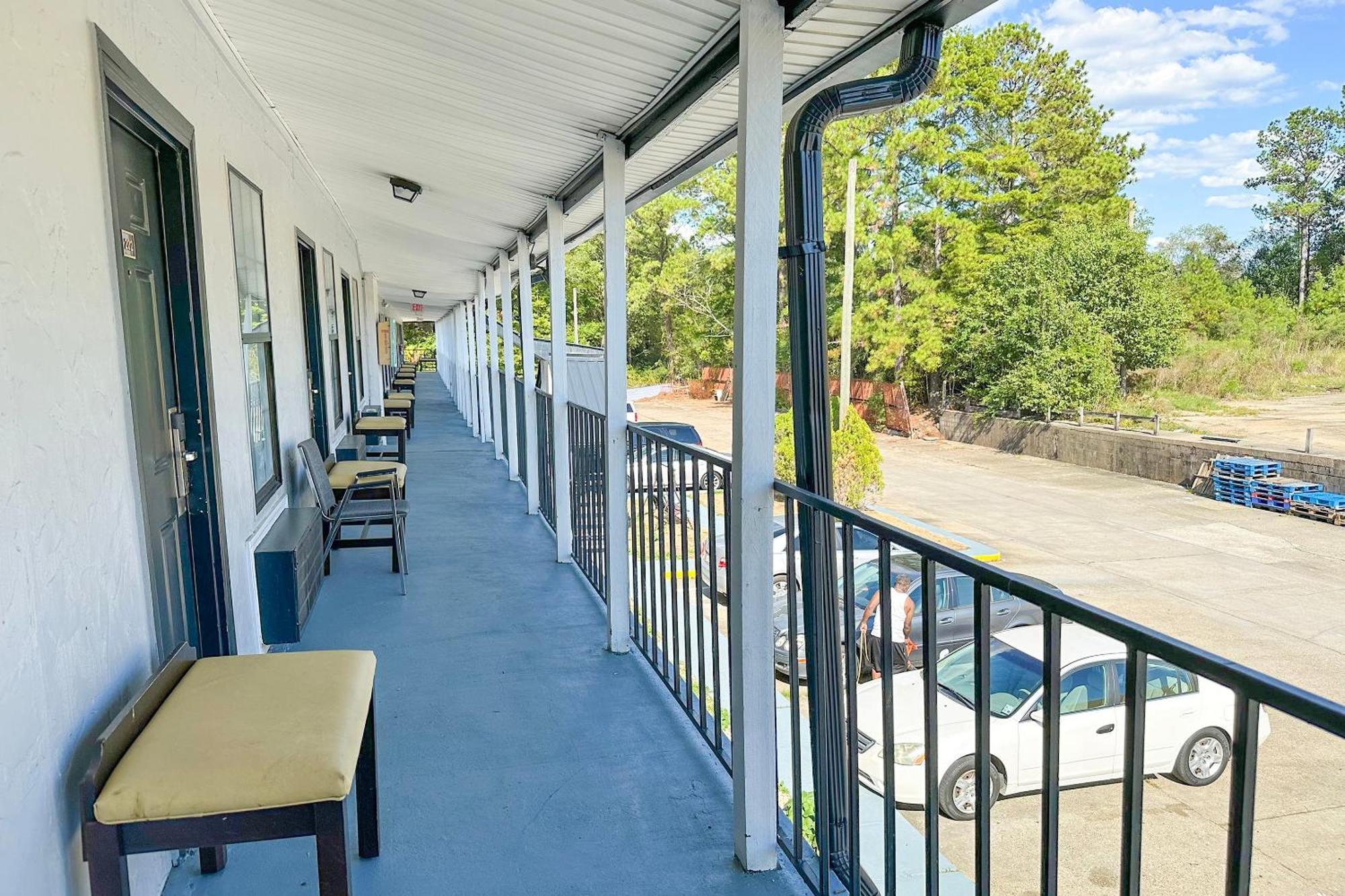 Paradise Inn By Oyo Hattiesburg North ภายนอก รูปภาพ